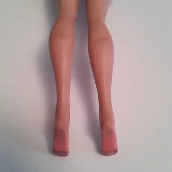 Vtg 1961 Mattel Barbie Bubble Cut Hair, Raven, Brunette Bouffant - Picture 9 of 16